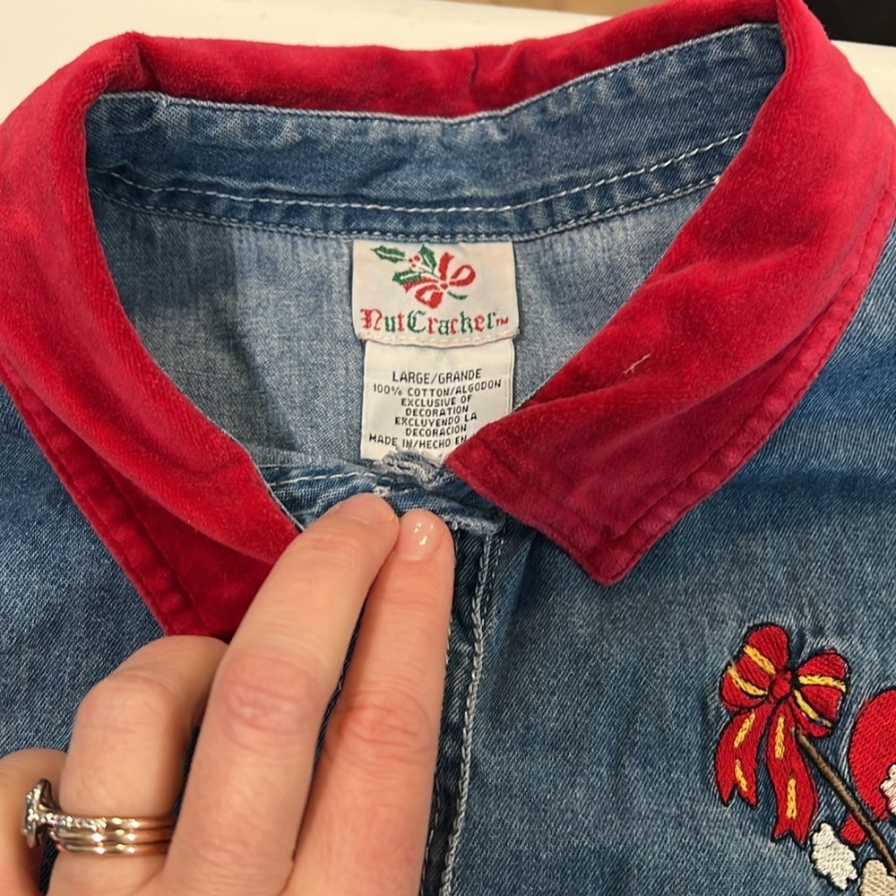 Nutcracker - Holiday Chambray Button Up, Large - image 5